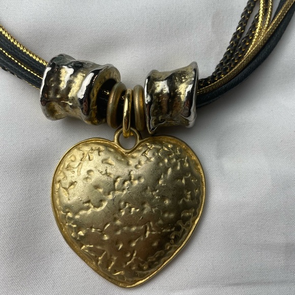 R.O.C. Gold Heart bohemian necklace - Picture 2 of 4